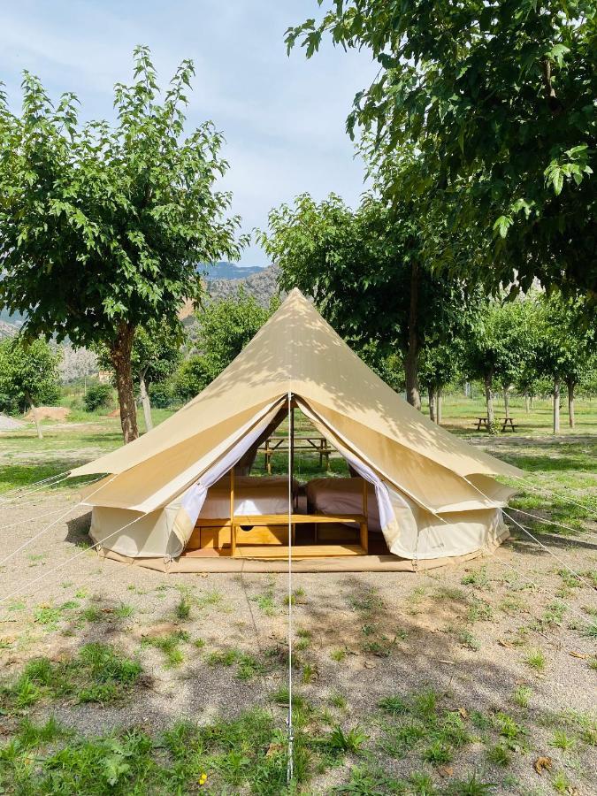 Camping Oliana Buitenkant foto
