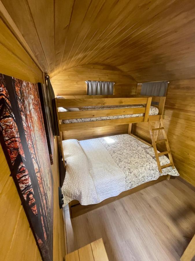 Camping Oliana Buitenkant foto