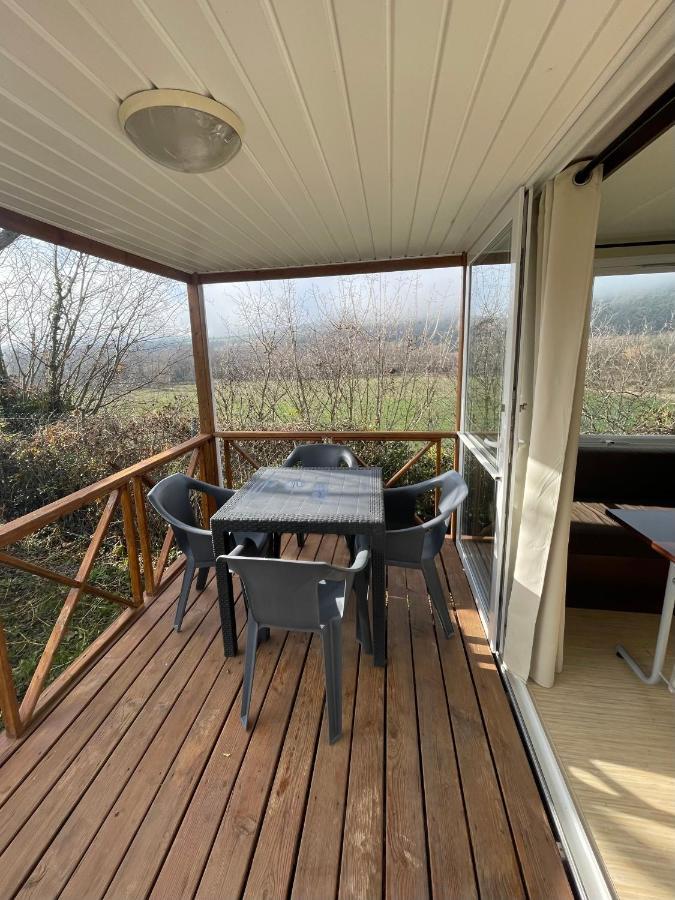 Camping Oliana Buitenkant foto