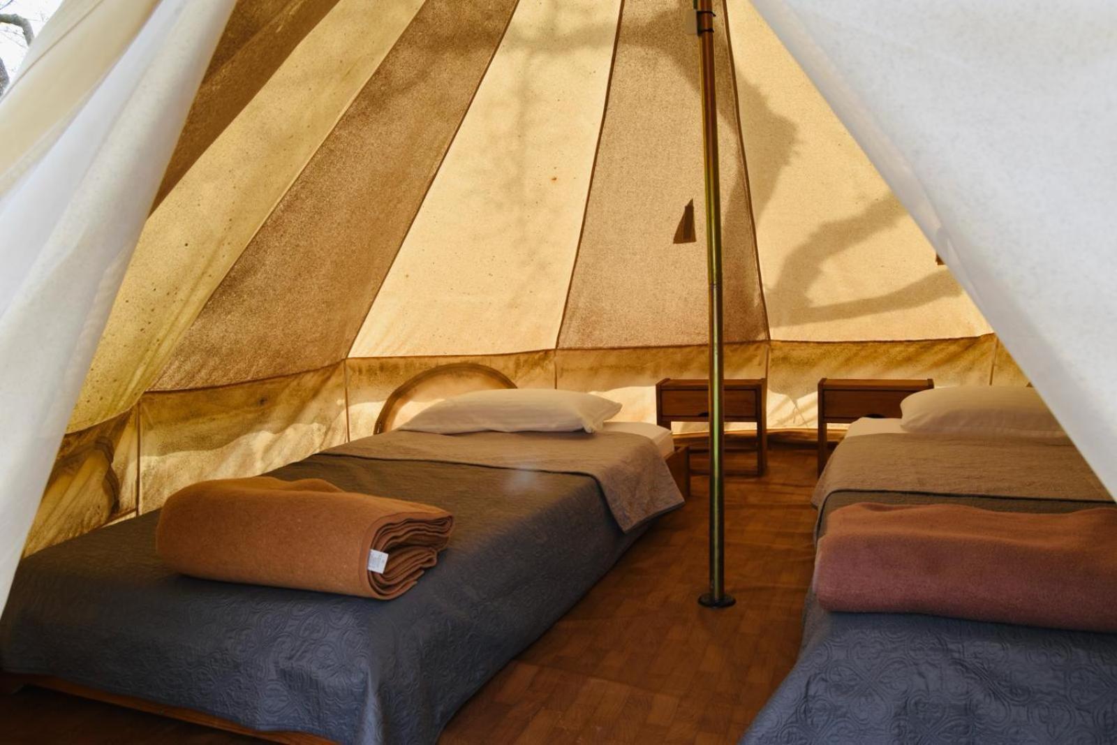 Camping Oliana Buitenkant foto