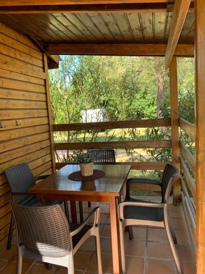 Camping Oliana Buitenkant foto