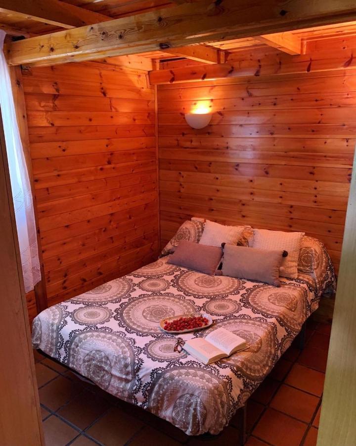 Camping Oliana Buitenkant foto